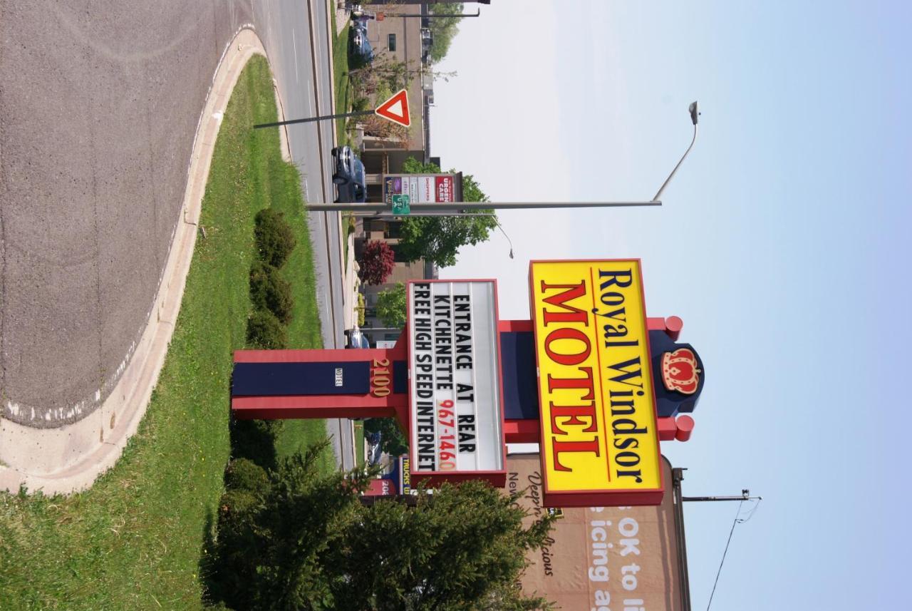 Royal Windsor Motel Exterior foto